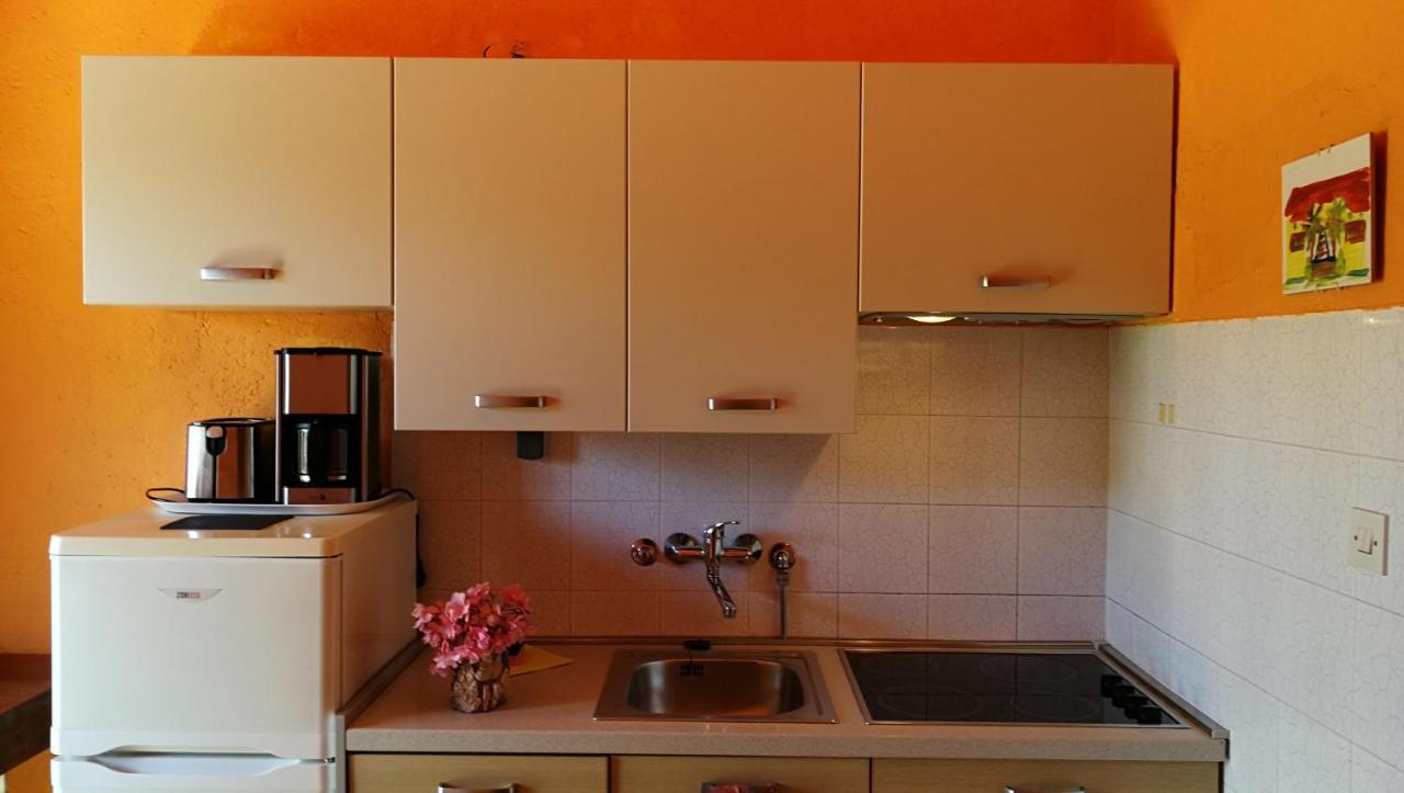 Moratto'S Apartments Umag Exterior foto